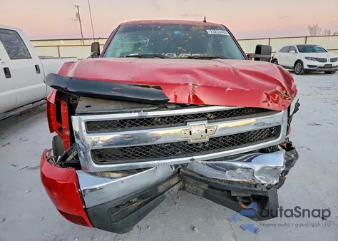 2008 Chevrolet Silverado C1500 z USA, uszkodzony, nr VIN 2GCEC13J881268141